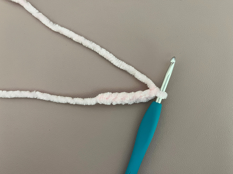 Crochet around the chain